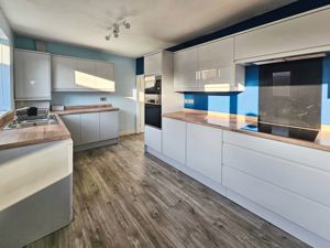 Photo 16- click for photo gallery